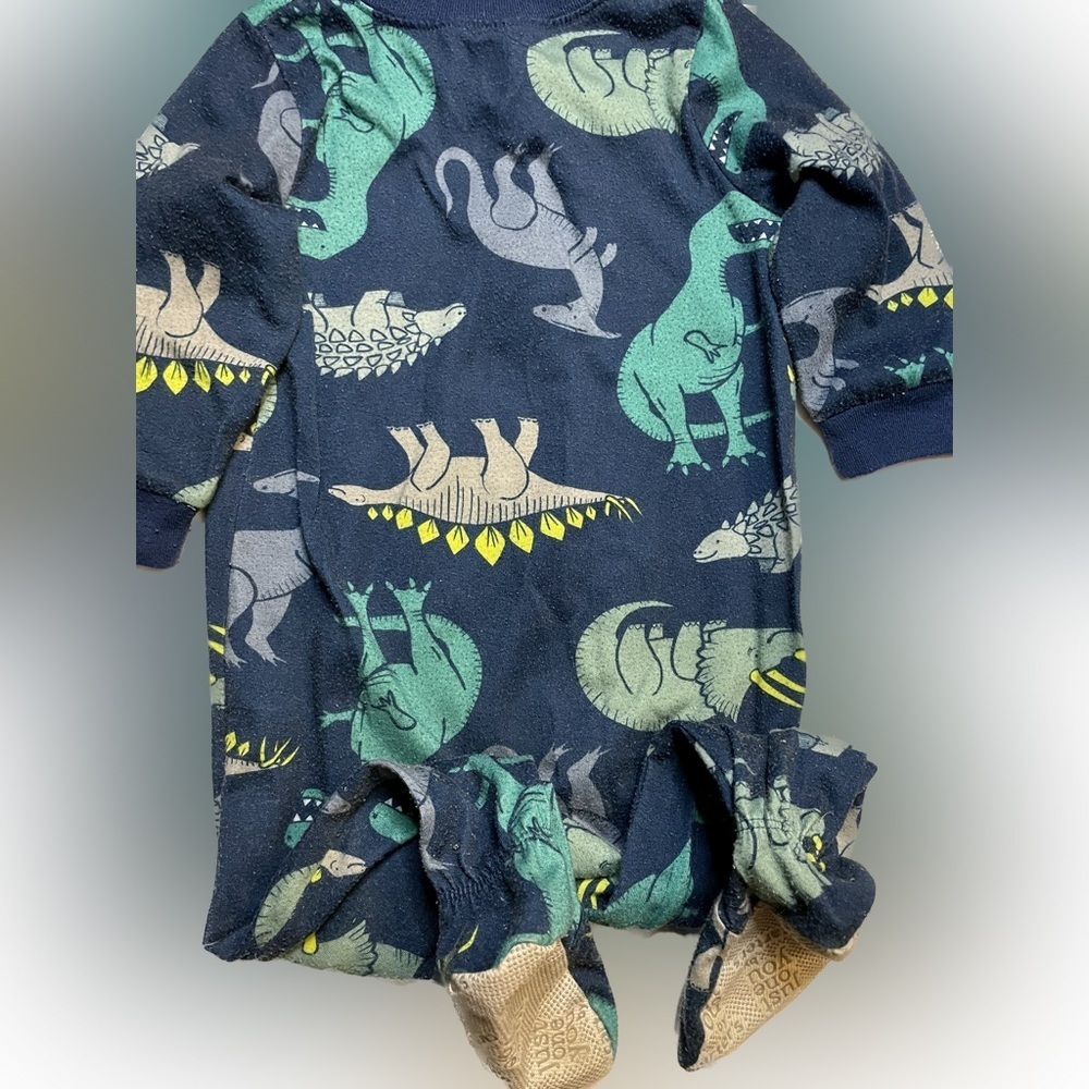 Just One You 18m PRELOVED Dinosaur Footie Pajamas some pilling through out body - Picture 4 of 14